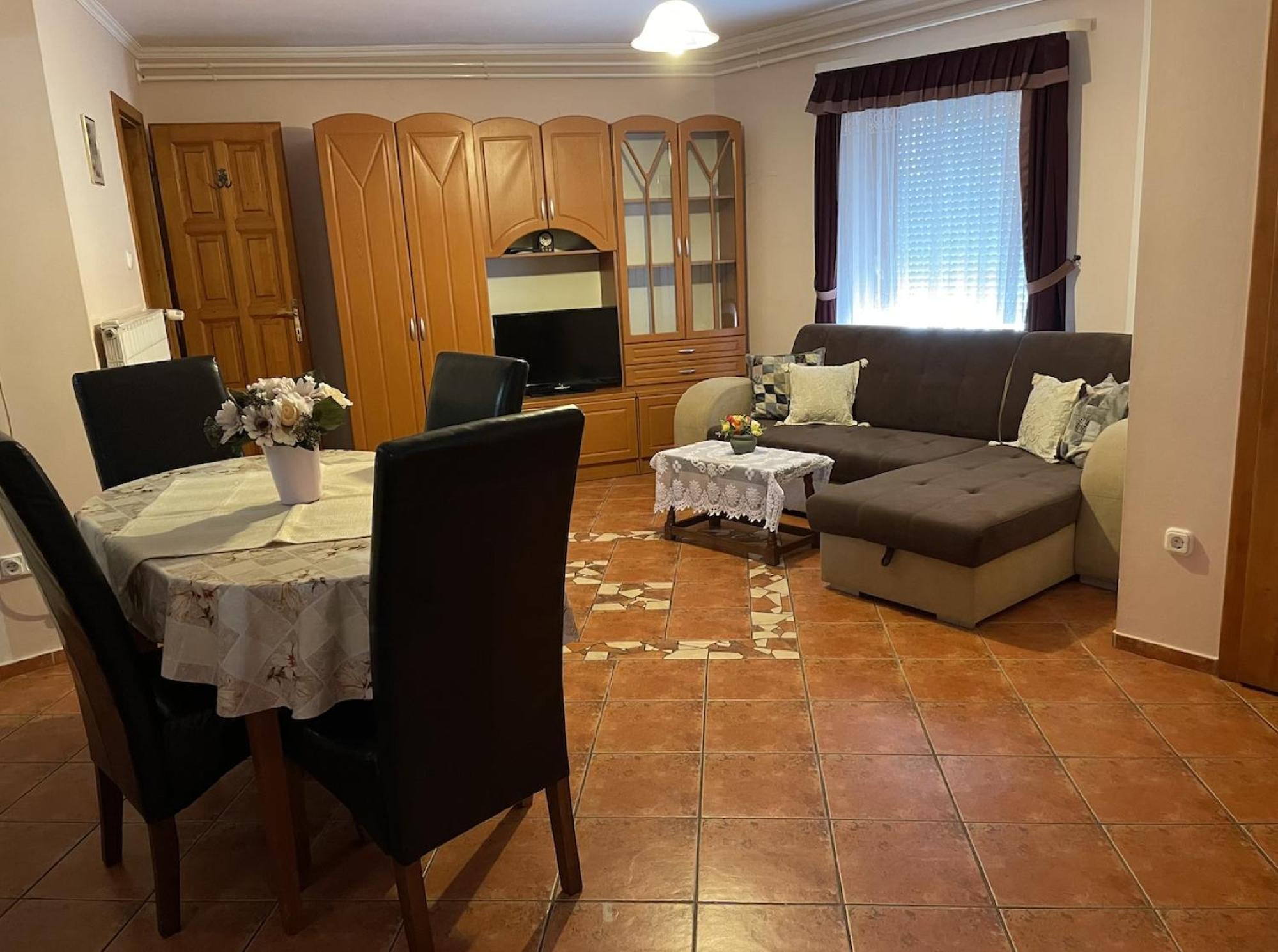 Rozmann Family Panzio & Apartmanhaz シャールヴァール エクステリア 写真
